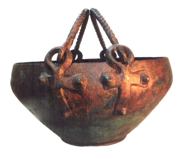Ceaun de bronz cu ataşe cruciforme