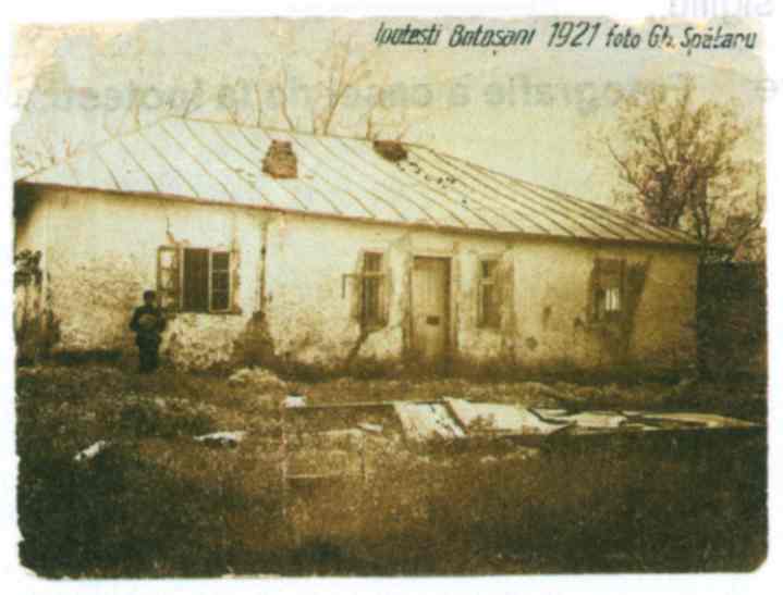 fotografie - Spătaru, Gheorghe; Casa de la Ipoteşti a familiei Eminovici