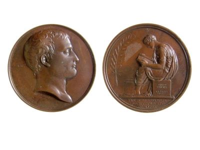 Medalie dedicată organizării învățământului