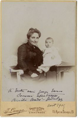 fotografie; Amelie André Gedalge (1865-1931), compozitoare și scriitoare