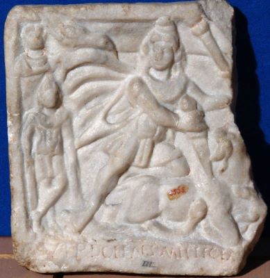basorelief; Relief votiv mitriac