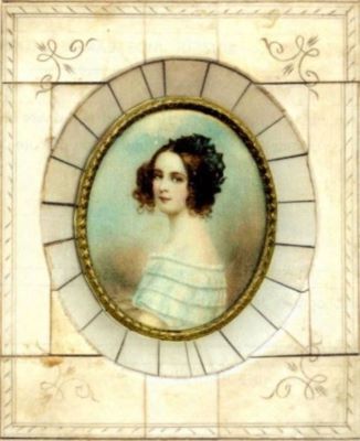 miniatură; Portretul unei tinere femei