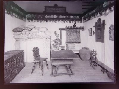 clișeu - Emil Fischer; Interior săsesc la Muzeul Carpatin din Sibiu