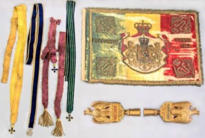 stindard militar; decorat; Stindardul Regimentului nr. 4 de roșiori „Regina Maria”
