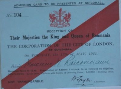 document -  ; Invitație - N. Raicoviceanu la recepția pentru suveranii României de la Guildhall London
