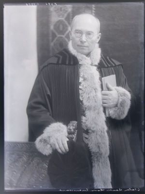 clișeu - Emil Fischer; Portretul episcopului Fr. Muller