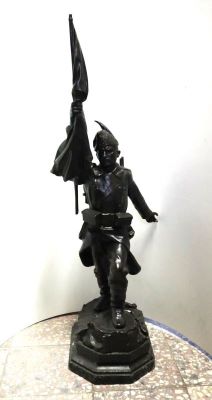 Sculptură mică - Storck, Frederic; Dorobanț român cu steag, 1877-1878