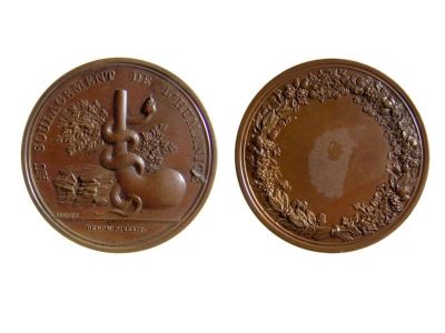 Medalie dedicată medicinei și farmaciei