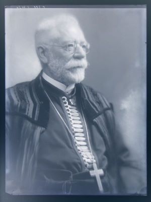 clișeu - Emil Fischer; Portretul episcopului Fr. Teutsch