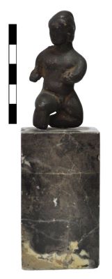 Statuetă din bronz cu o reprezentare antropomorfă
