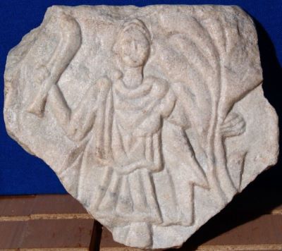 basorelief; Relief votiv