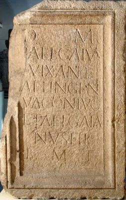stelă; Cippus funerar