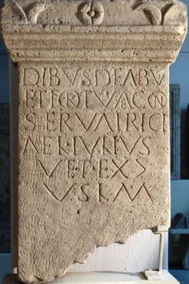 Altar votiv