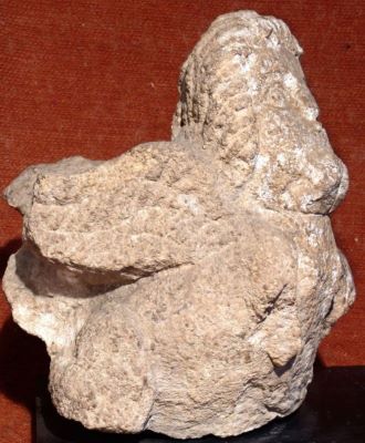 statuie; Sfinx funerar