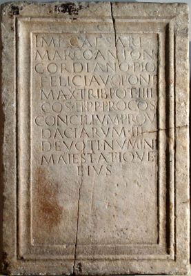 altar; Titulus honorarius