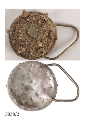 necunoscut; Podoabă cu ac