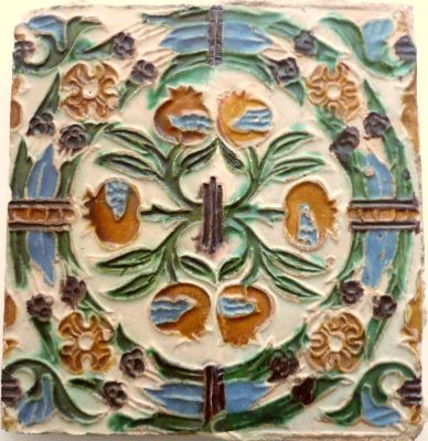 placă decorativă; Placă „cuenca o arista”