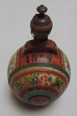 ploscă din lemn