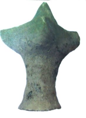Buton triunghiular