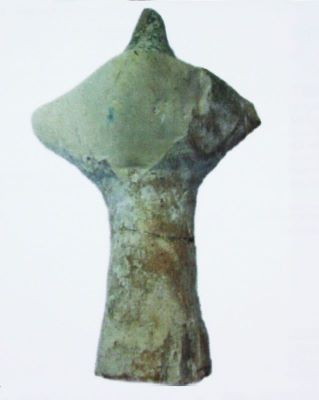 Buton triunghiular