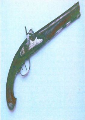 Tomsonj, T.; pistol cu capse
