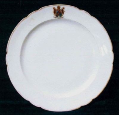 tavă; platou circular