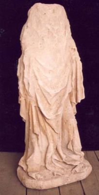 sculptură; Tors