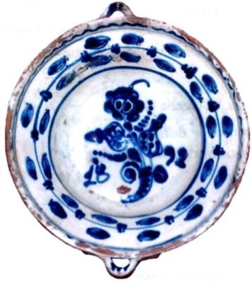 strachină