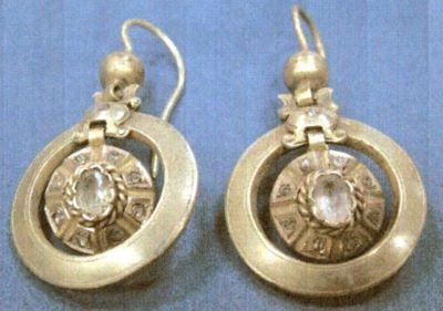 cercel; cercei cu pandantiv