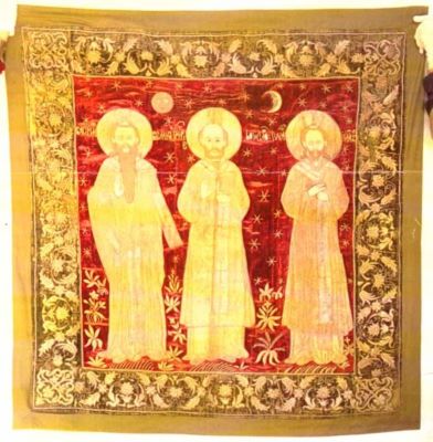 poală de icoană; Sfinții Trei Ierarhi Vasile, Grigore și Ioan