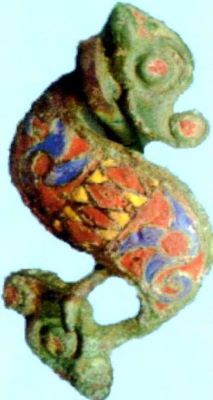 fibulă de tip dragon