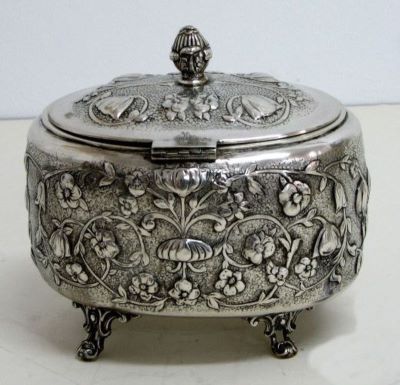 zaharniță