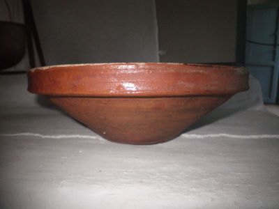 necunoscut; Strachină