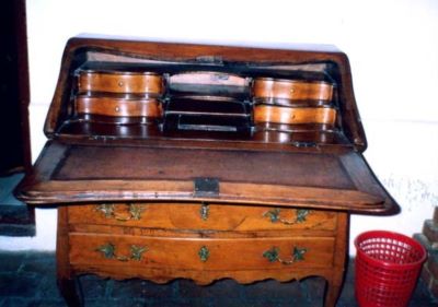 cabinet; Secretaire de damă