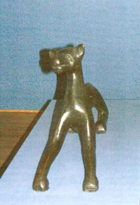 sculptură - Codreanu, Irina; Cățel