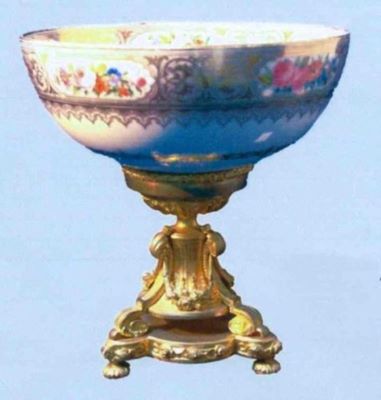 Cupă fructieră din porțelan de Sèvres