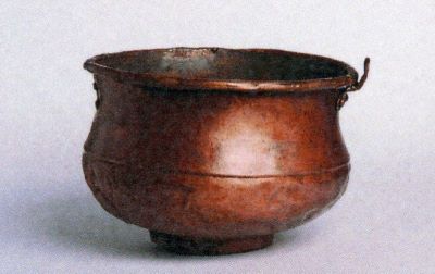 situla; Situlă cu cruce