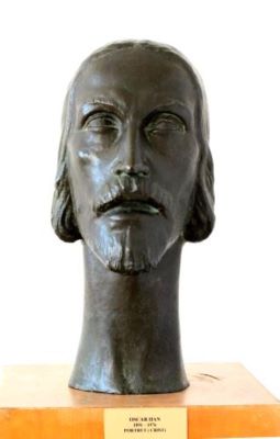 sculptură - Han, Oscar; Christ