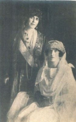 carte poștală ilustrată; Regina Maria a României și Principesa Elena