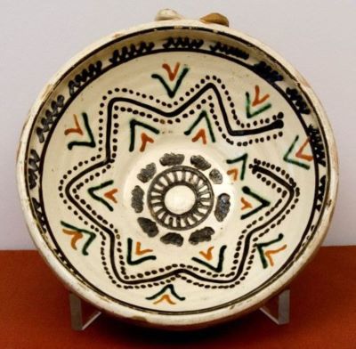 strachină