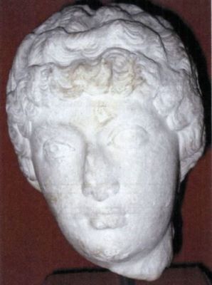 statuie; Faustina