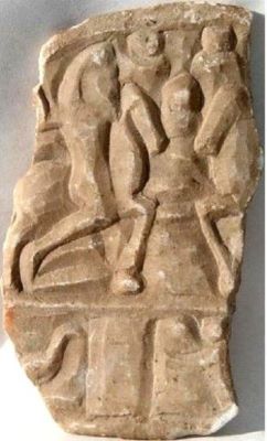 basorelief; Relief votiv