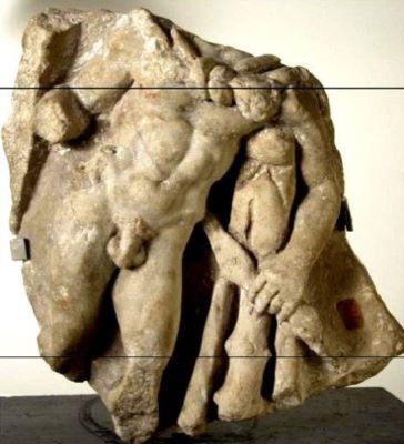 altorelief; Relief votiv reprezentându-l pe Hercules