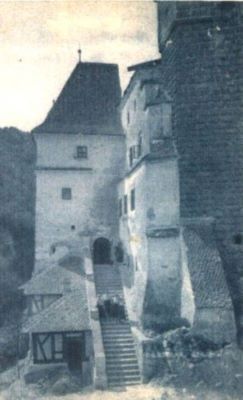 carte poștală ilustrată; Regina Maria a României la castelul Bran