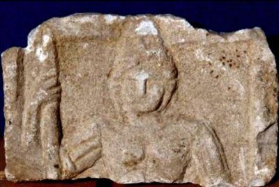 basorelief; Relief votiv reprezentându-l pe Mars