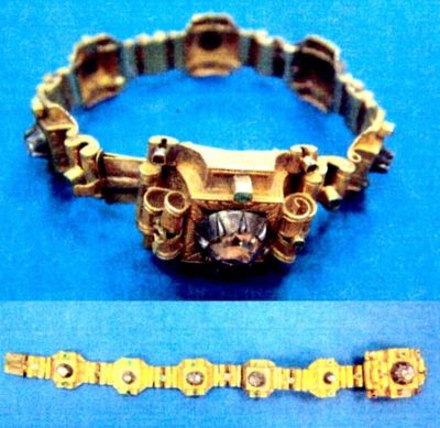 Brățară cu diamante, rubine și smaralde