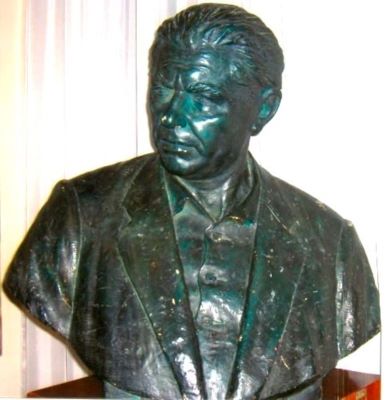 bust - Pleșa, Carol; Iuliu Mureșianu