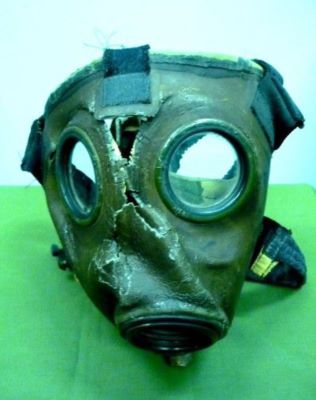 mască de gaze folosită în timpul celui de-al doilea război mondial de către generalul Nicolae Dăscălescu