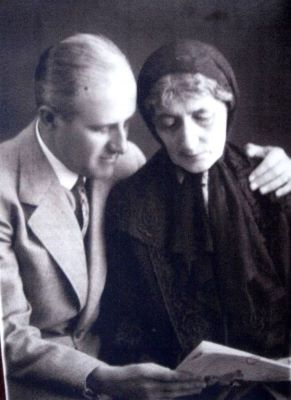 carte poștală ilustrată - Straub; Alice Rosetti-Teșcanu împreună cu un nepot