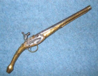 pistol balcanic
